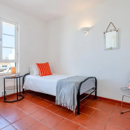 2 Bdr With Balcony & Pool By Lovelystay * Albufeira